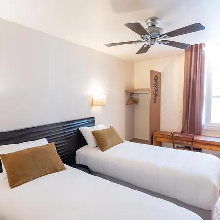 Du Theatre Hotel 2*