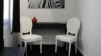Du Théâtre 2*