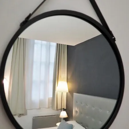 Du Theatre Hotel 2*